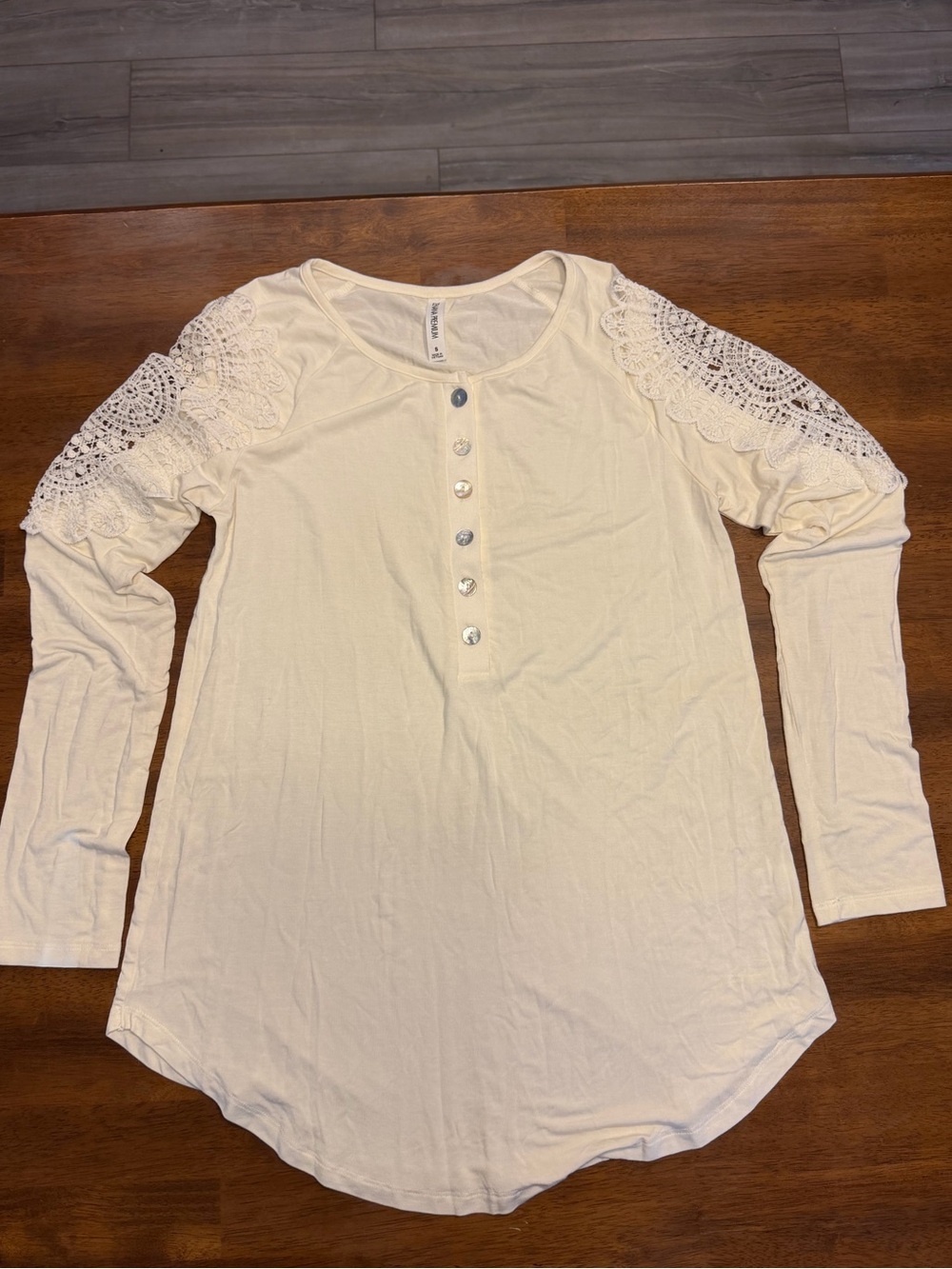 Zenana Premium Cream Lace-Sleeve Henley Long Sleeve Top Size S